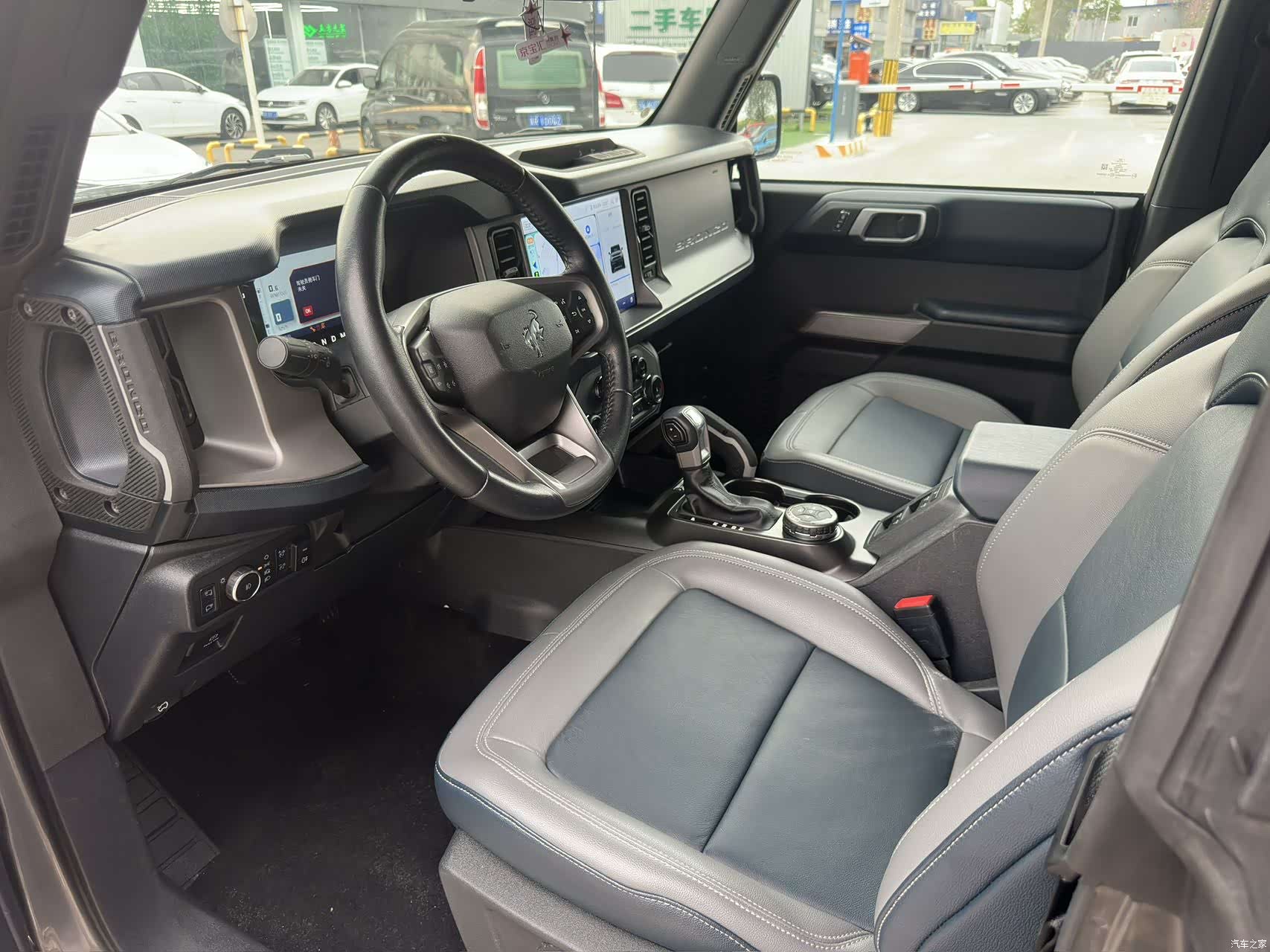 Ford Bronco, 2023 все фото