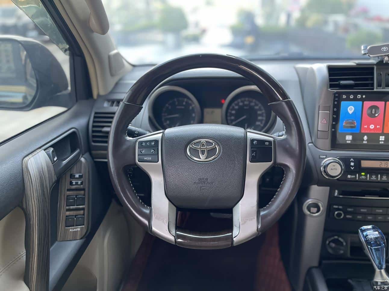 Toyota Prado, 2013 13