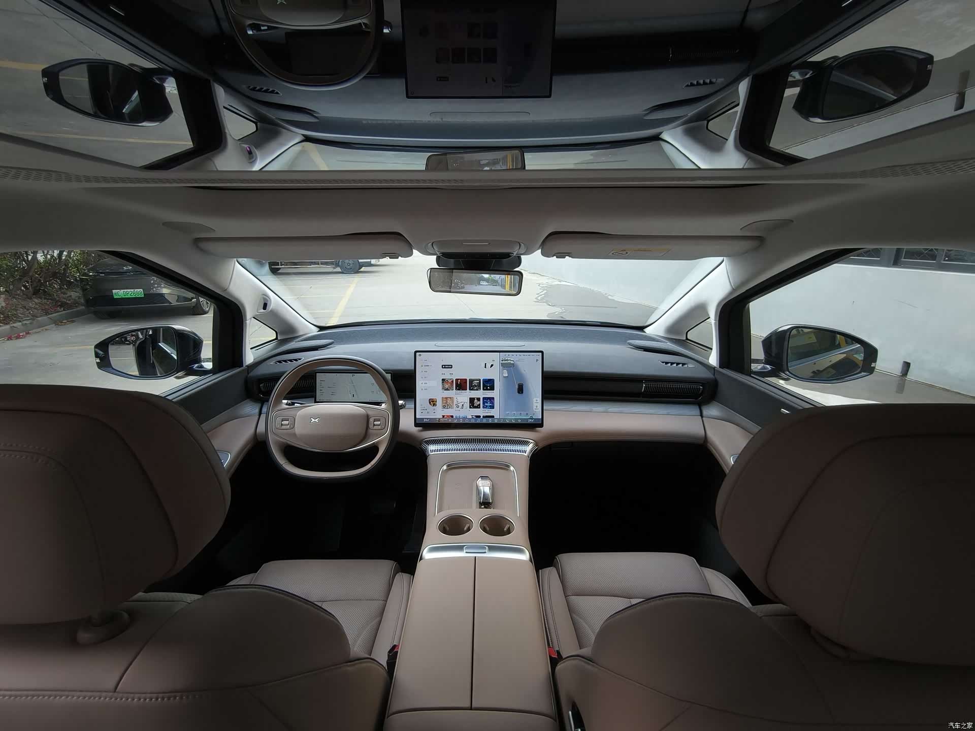 Xpeng X9, 2025 6