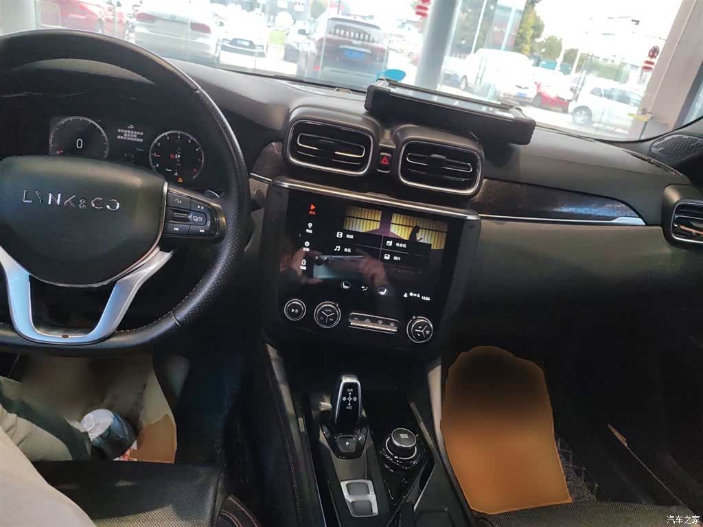 Lynk & Co 01, 2019 10