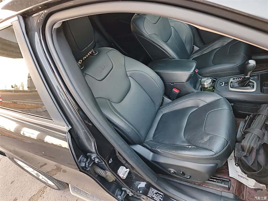 Jeep Cherokee, 2017 25