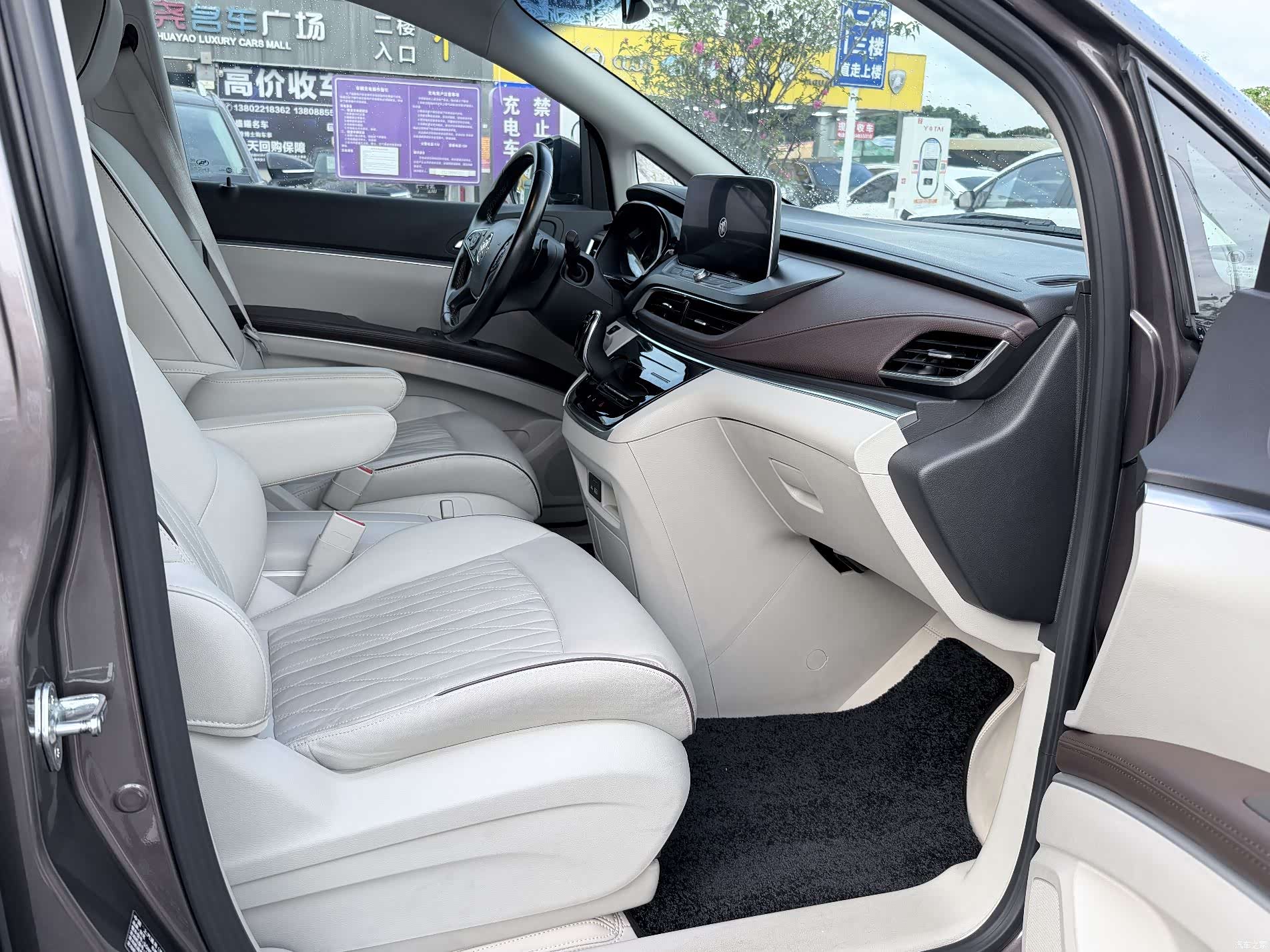 Buick GL8, 2021 7