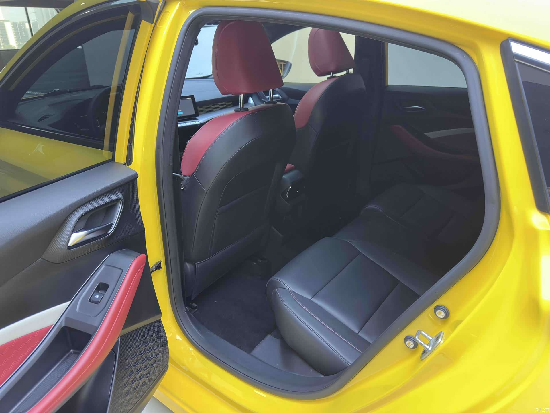 MG MG5, 2023 11