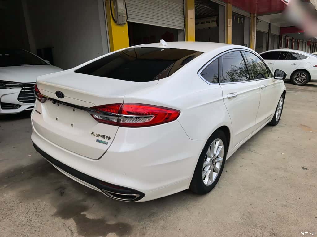 Ford Mondeo, 2017 все фото