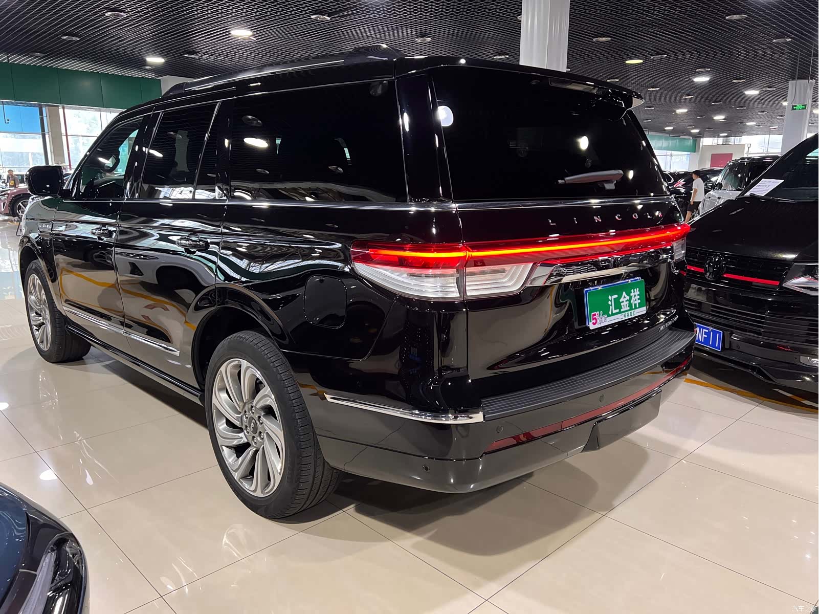 Lincoln Navigator, 2024 20