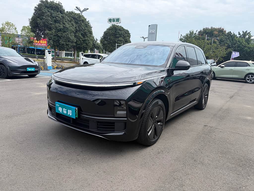 Li Auto L8 2024 Pro