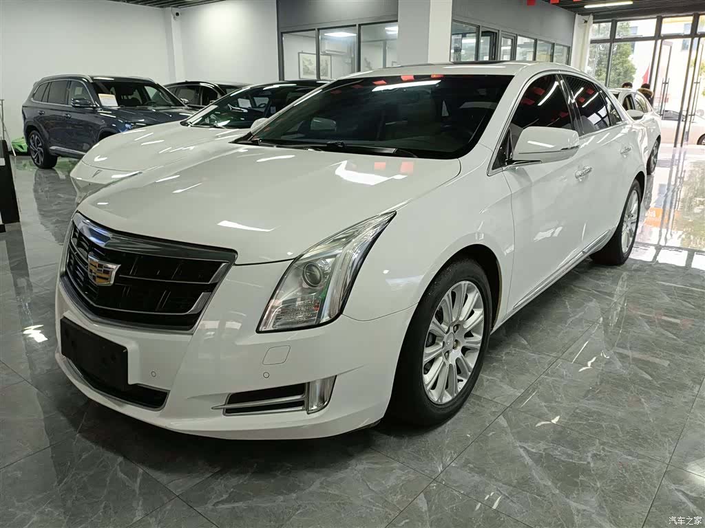 Cadillac XTS, 2016 2