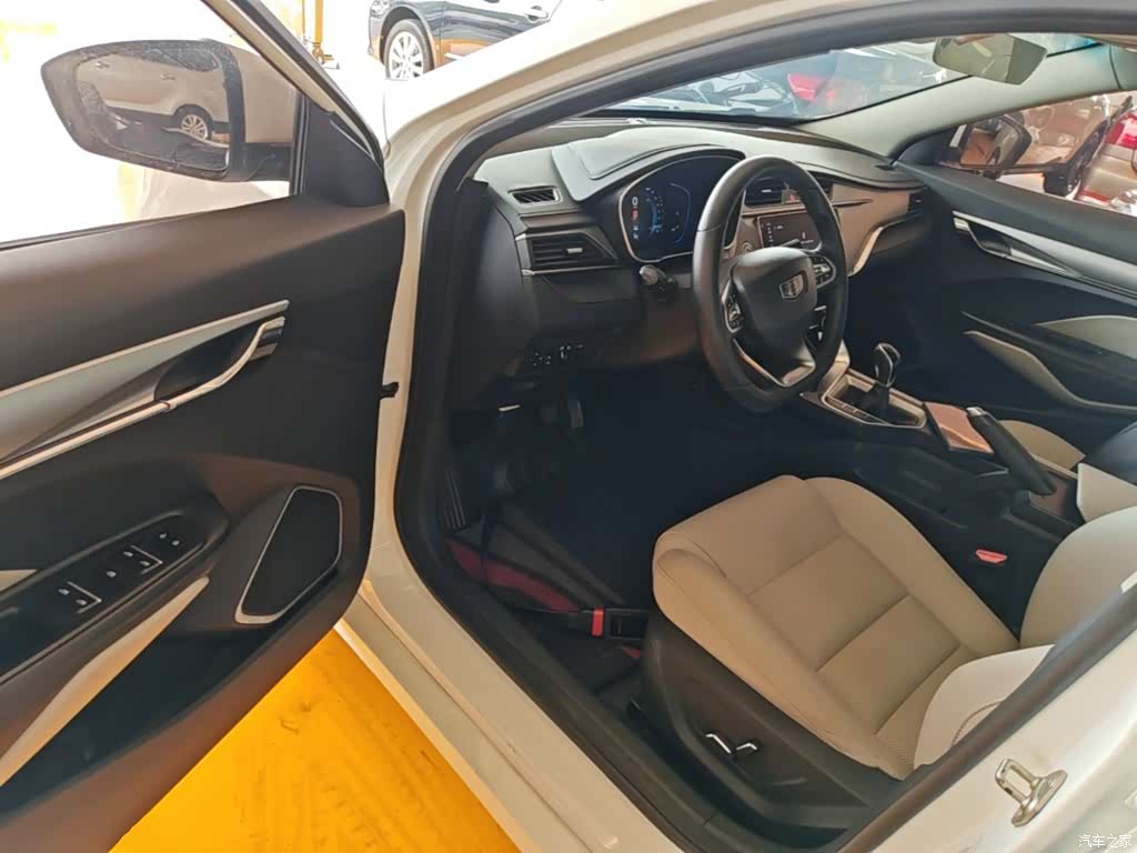 Geely Binray, 2019 12