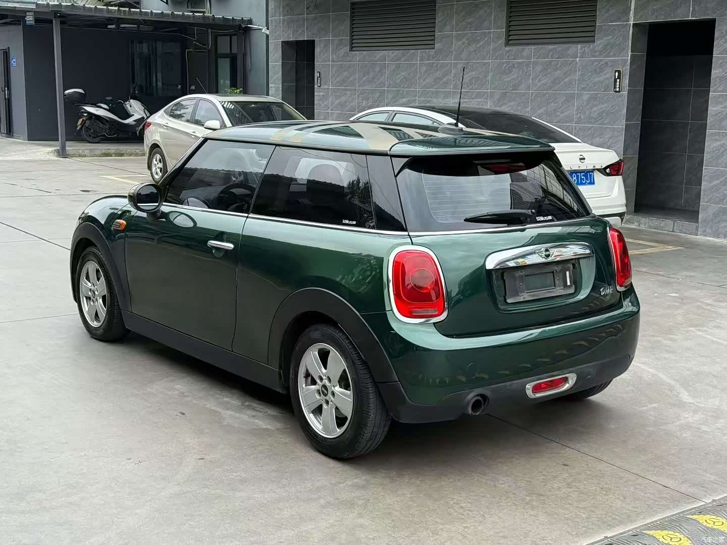 Mini ONE, 2015 9