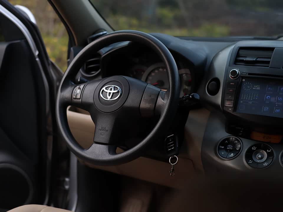 Toyota RAV4 Rongfang