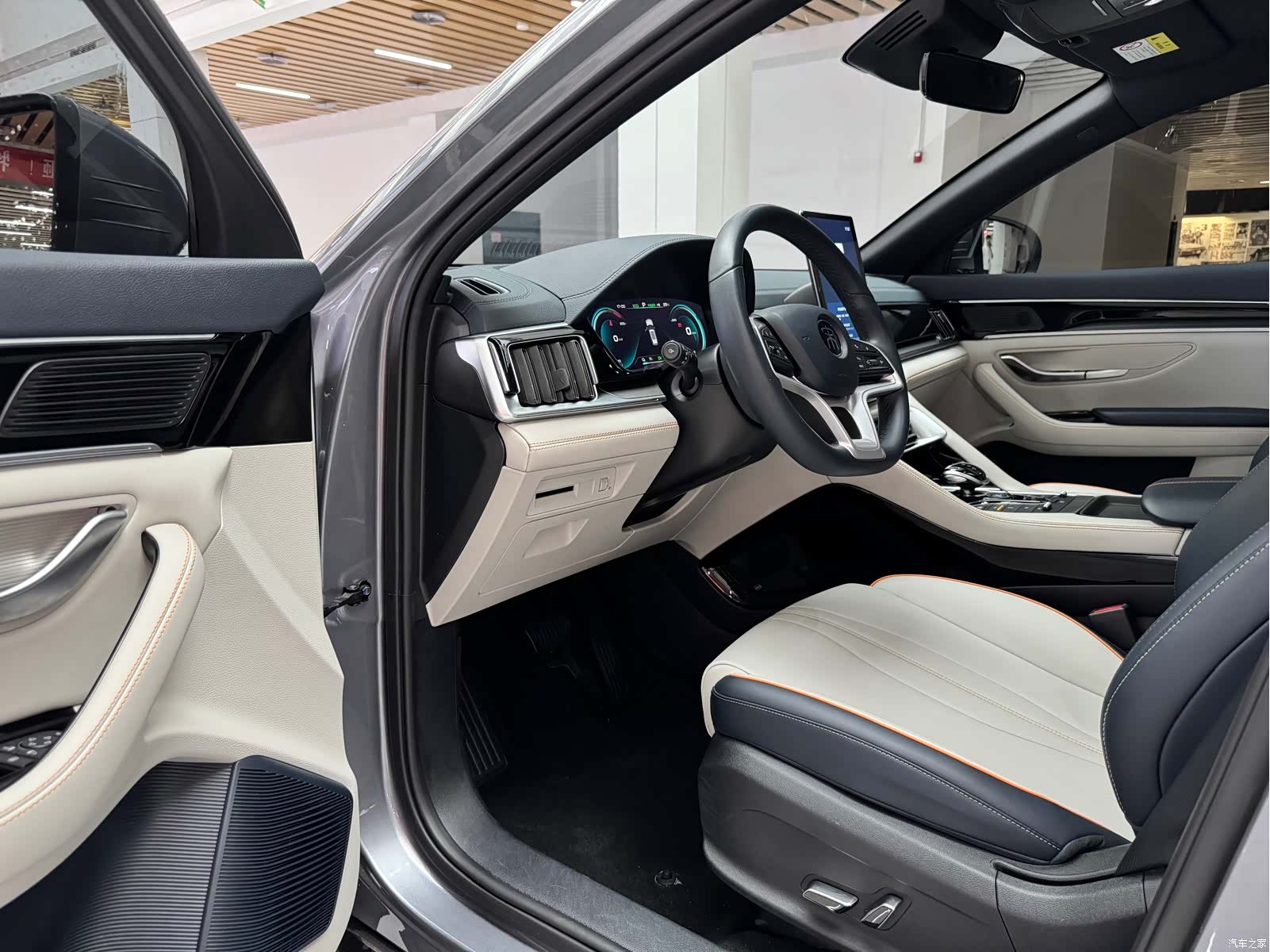 BYD Song, 2023 9