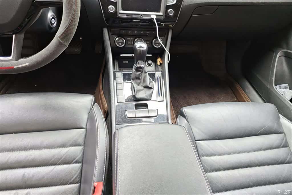 Skoda Superb, 2016 16