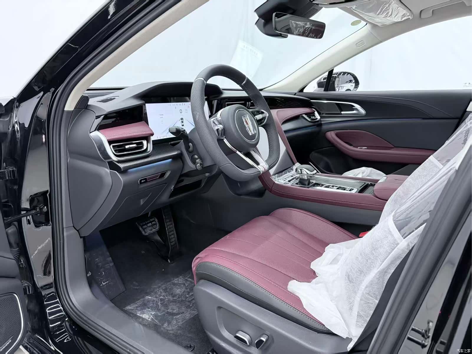 Hongqi H5, 2026 все фото