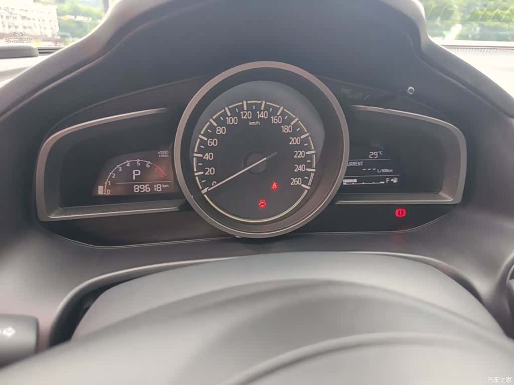 Mazda Mazda3, 2018 12