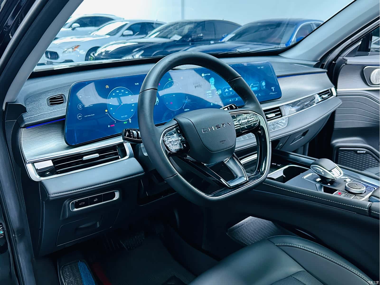 Chery Tiggo 8, 2025 все фото