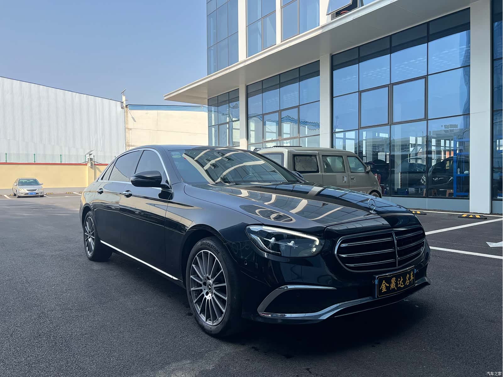 Mercedes-Benz E-Class, 2021 3