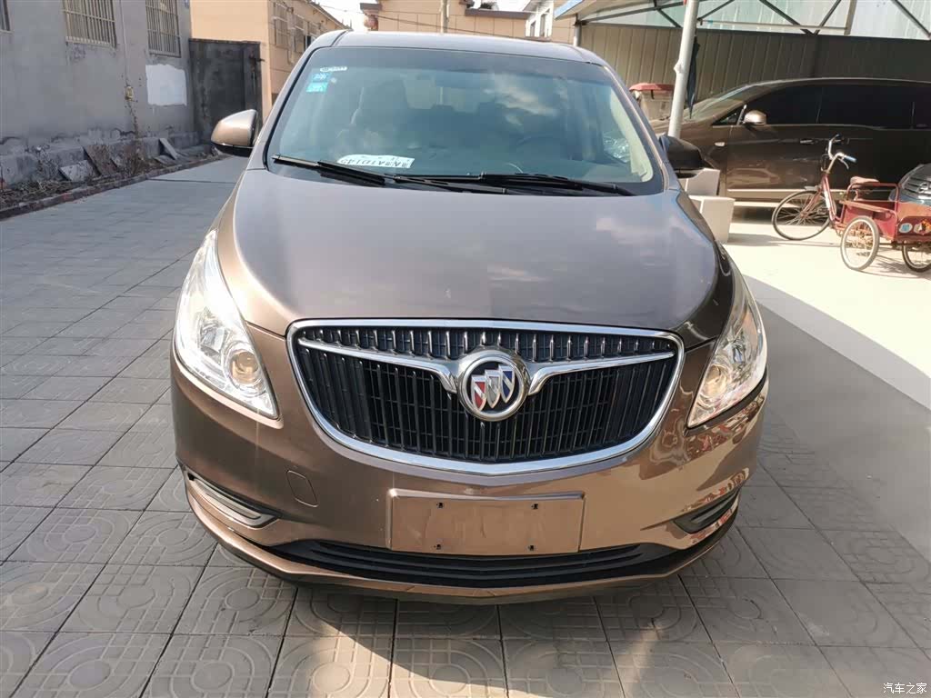 Buick GL8, 2017 3