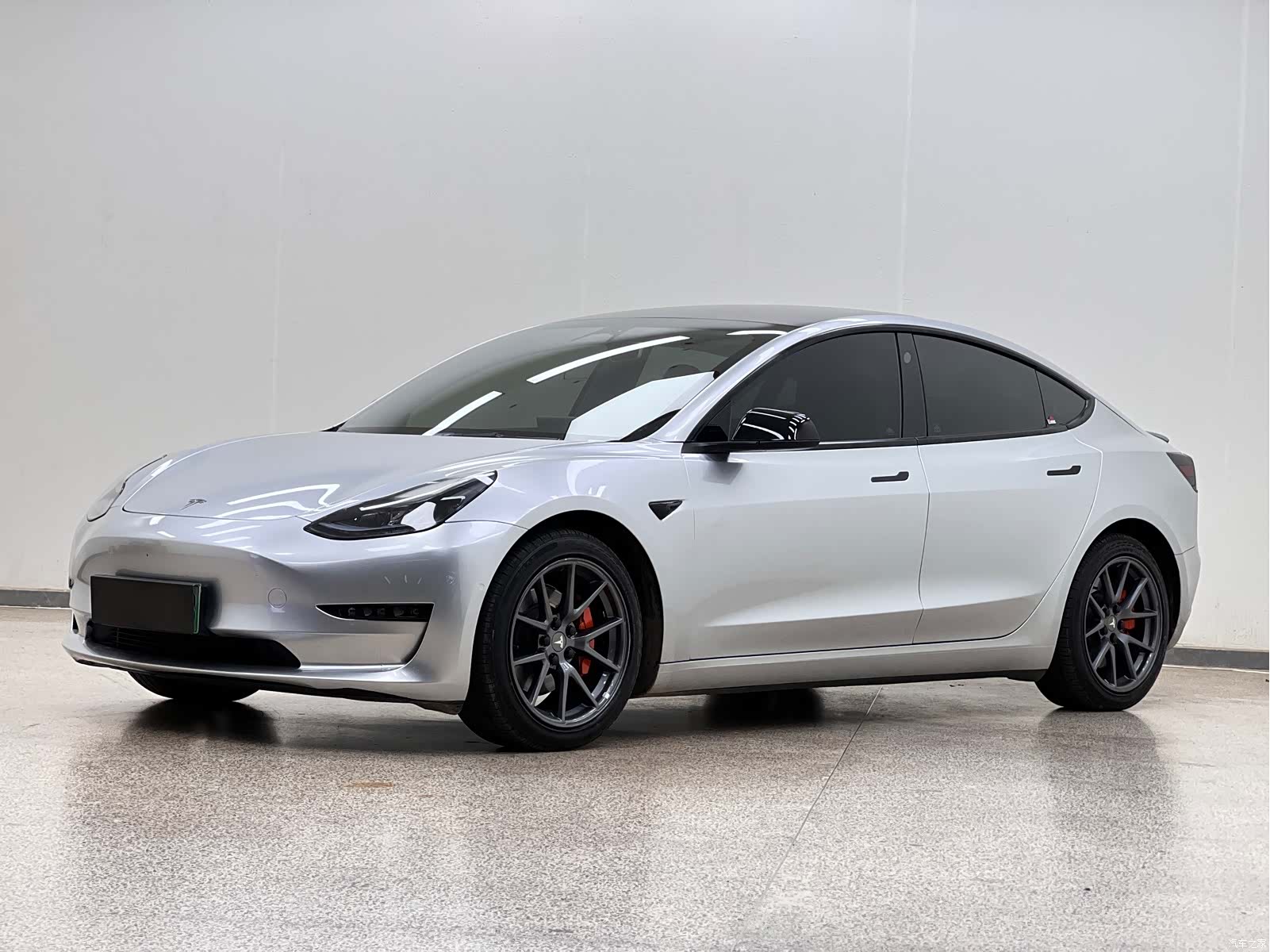 Tesla Model 3, 2023 1