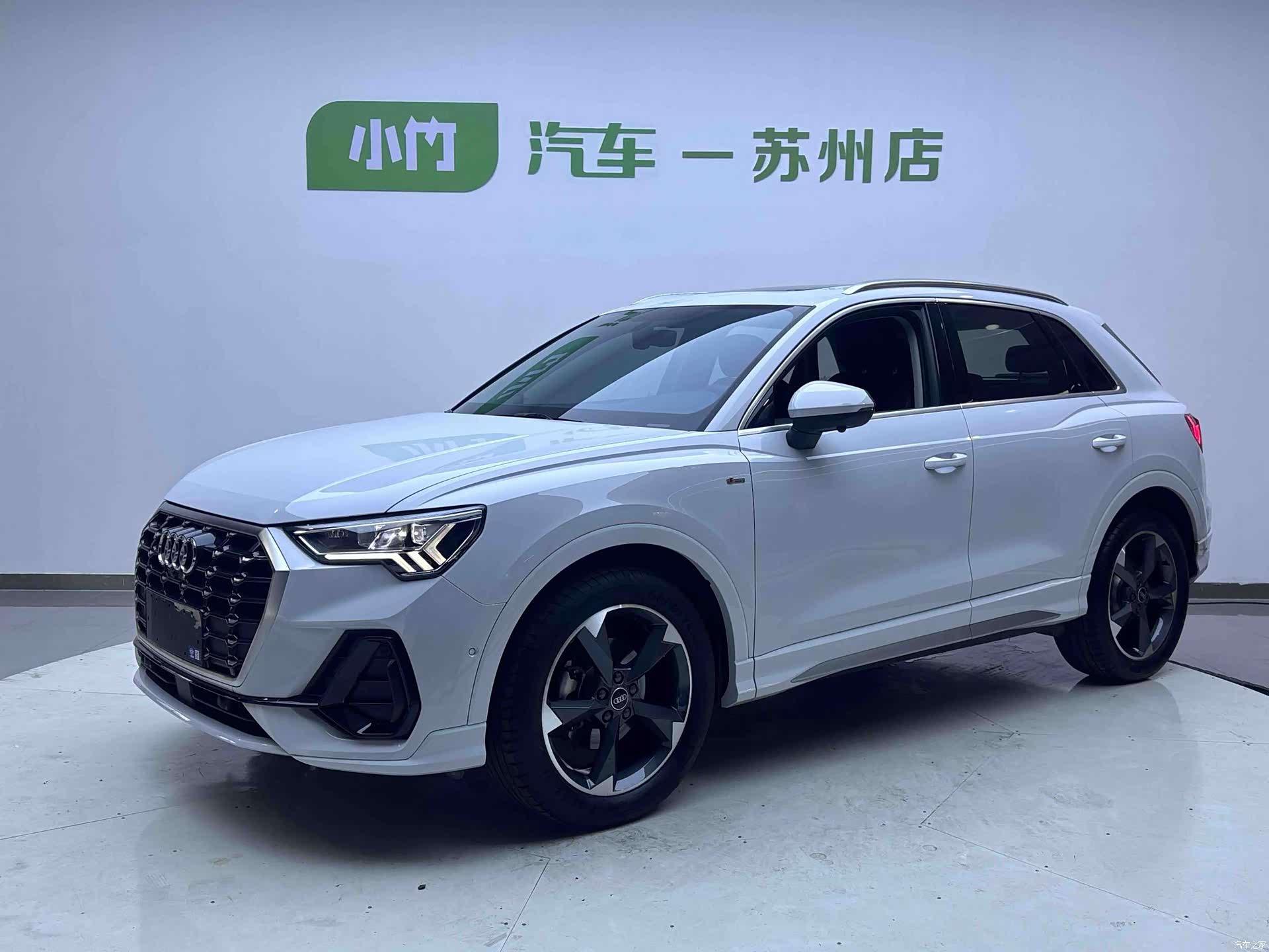 Audi Q3, 2023 1