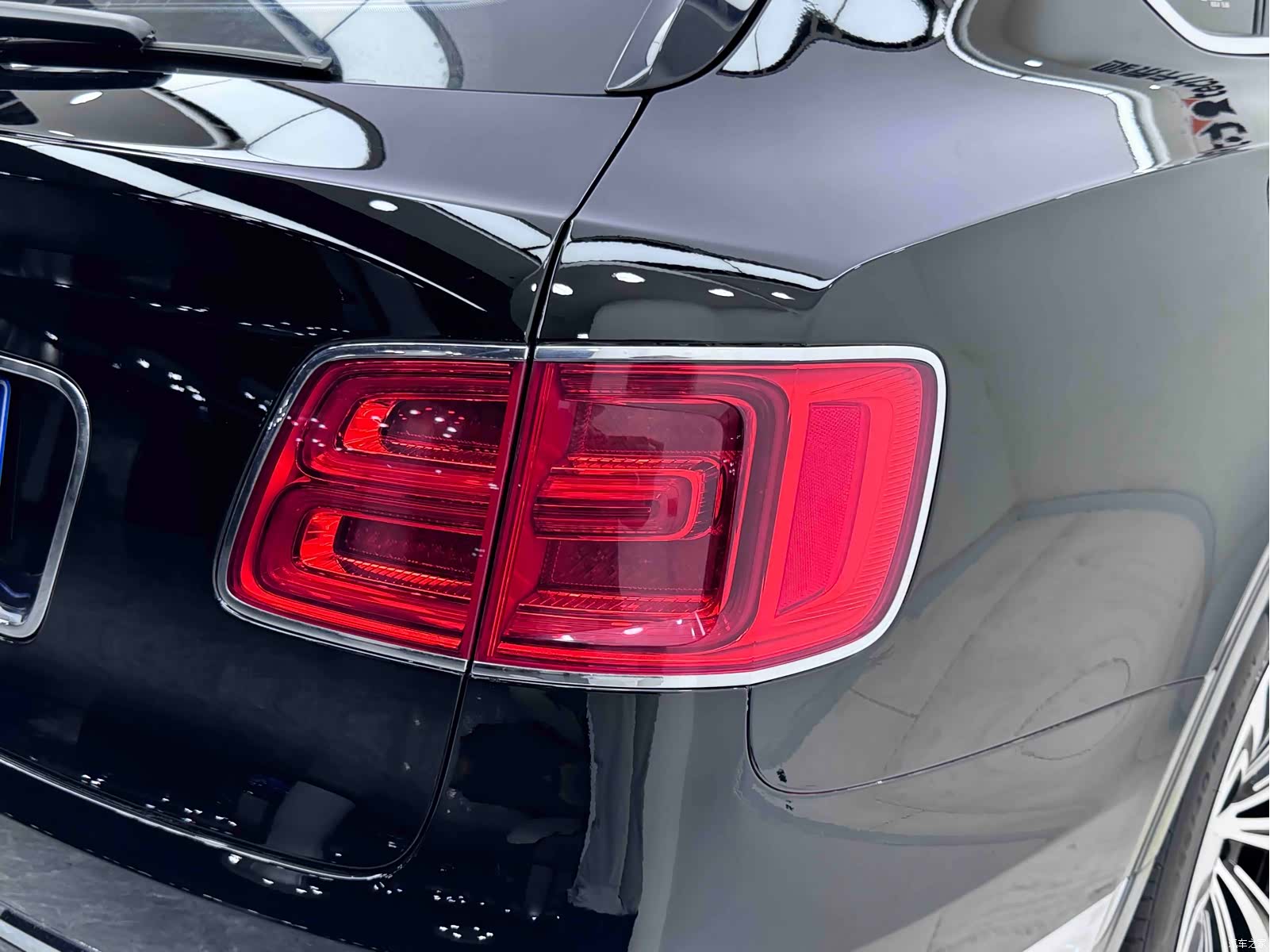 Bentley Bentayga, 2018 39