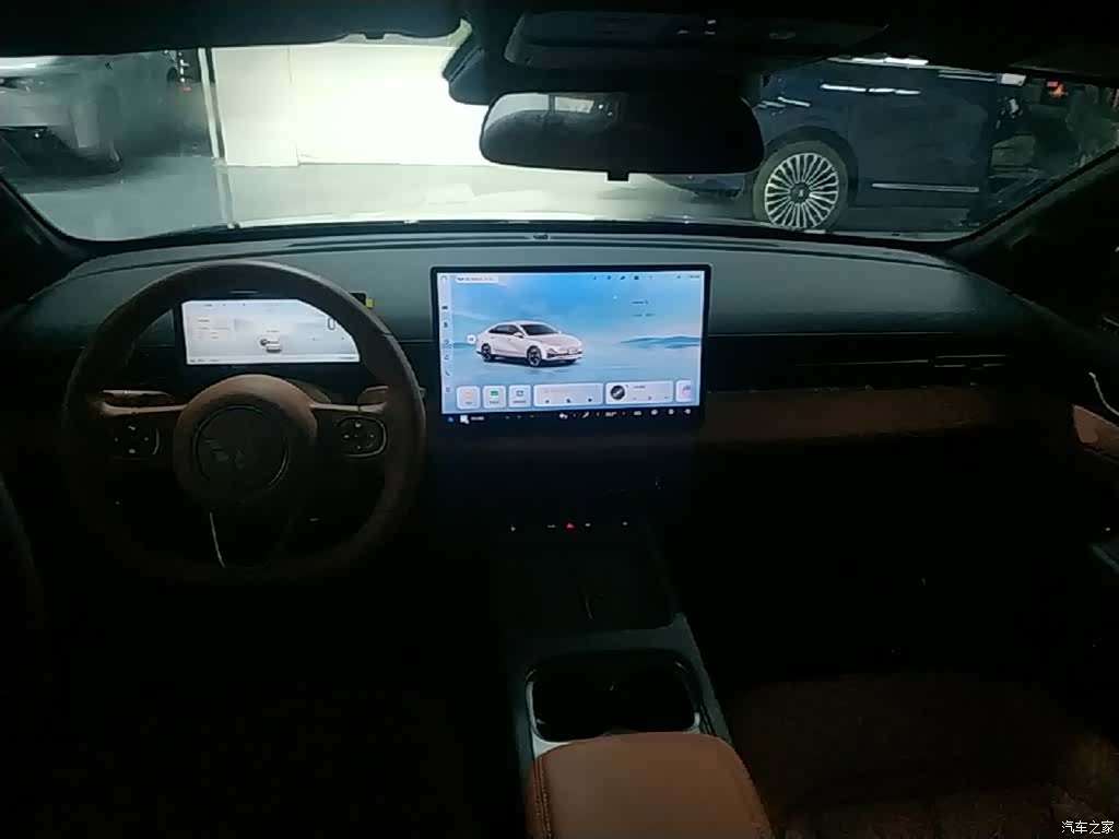 Wuling Starlight, 2025 10