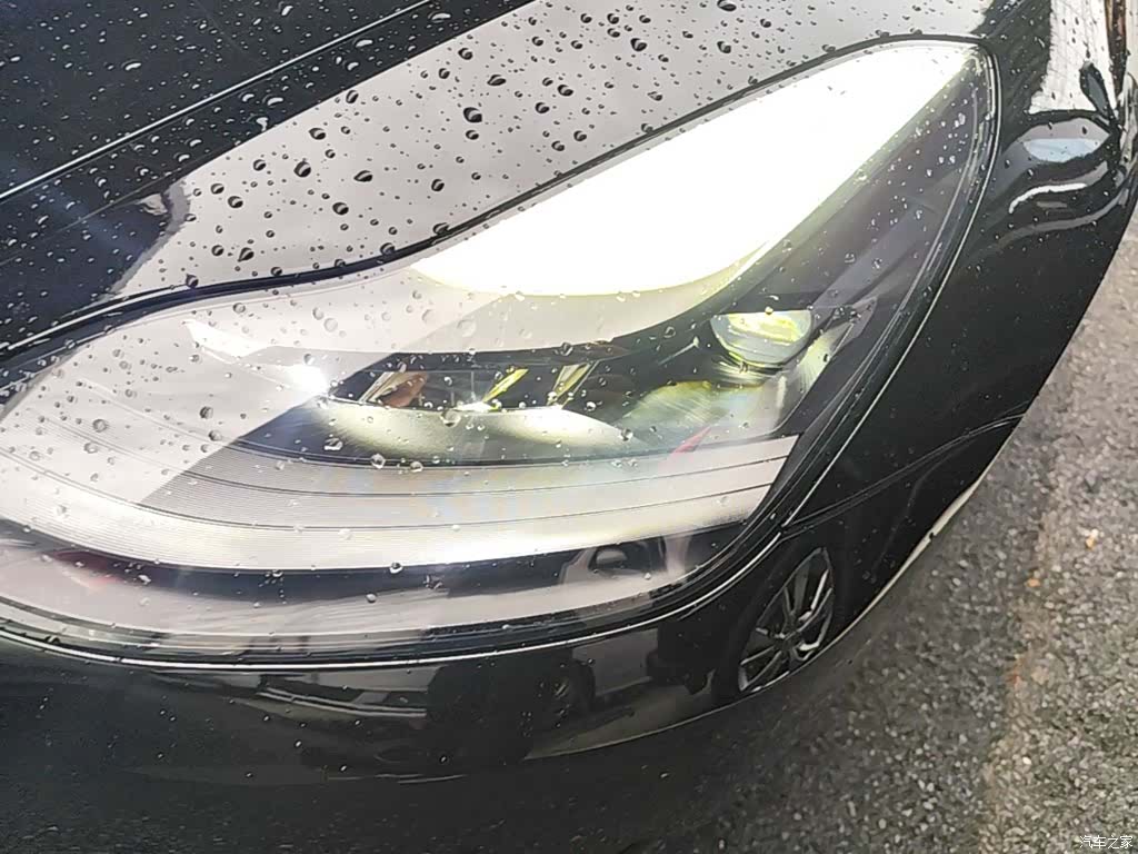 Tesla Model 3, 2022 24