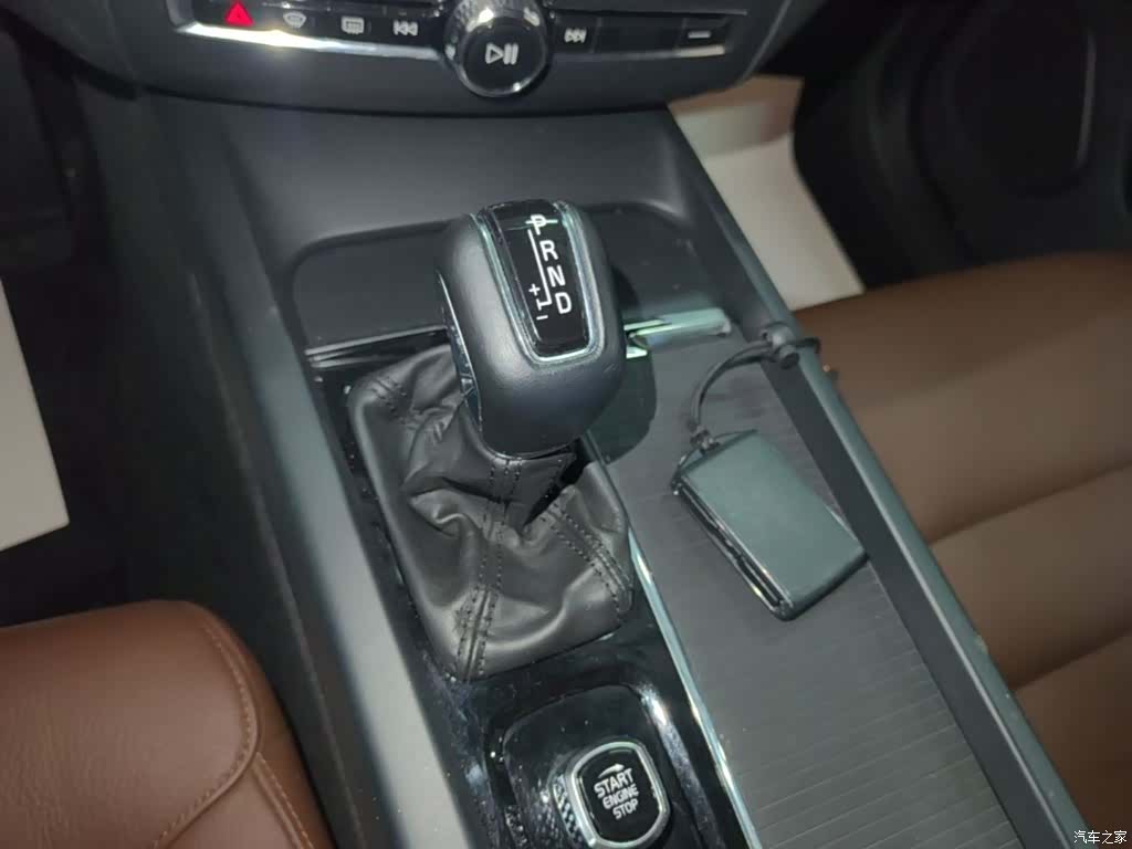 Volvo XC60, 2018 14