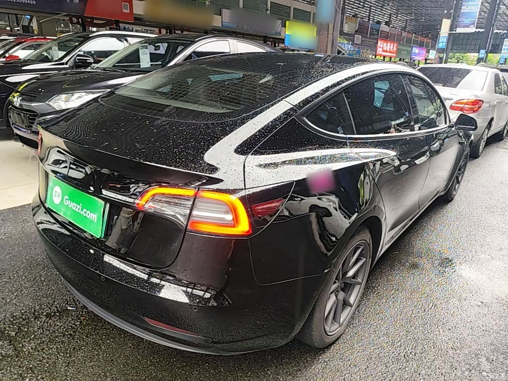 Tesla Model 3, 2022 7
