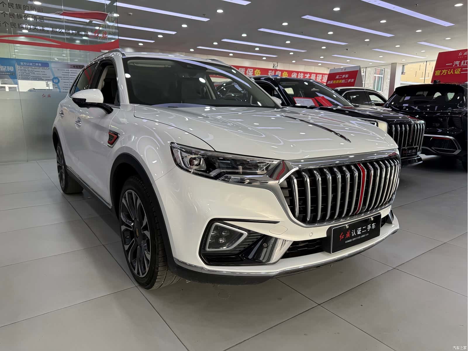 Hongqi HS5, 2020 3