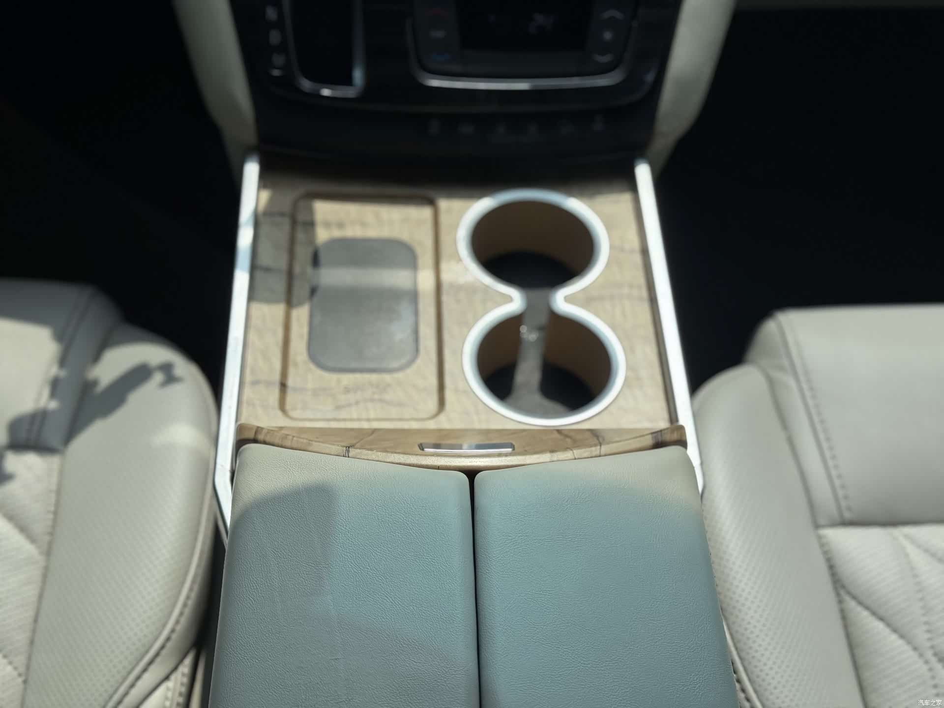 Buick GL8, 2020 34