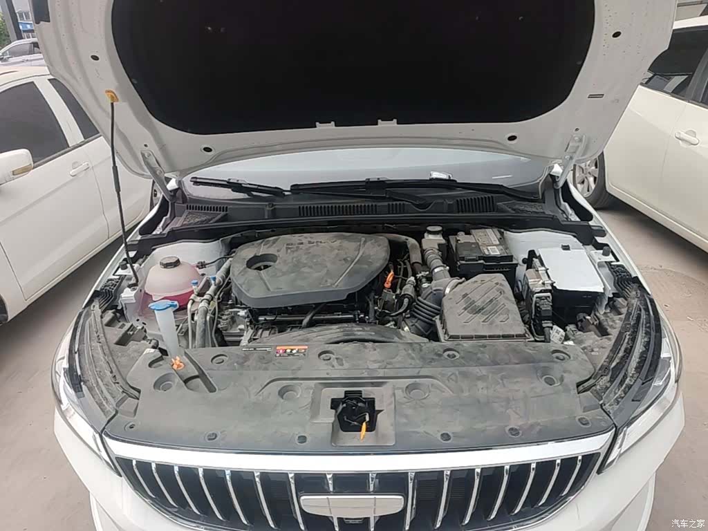 Geely Emgrand, 2025 20