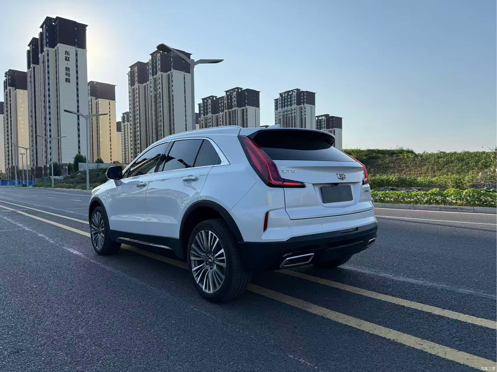 Cadillac XT4, 2025 9