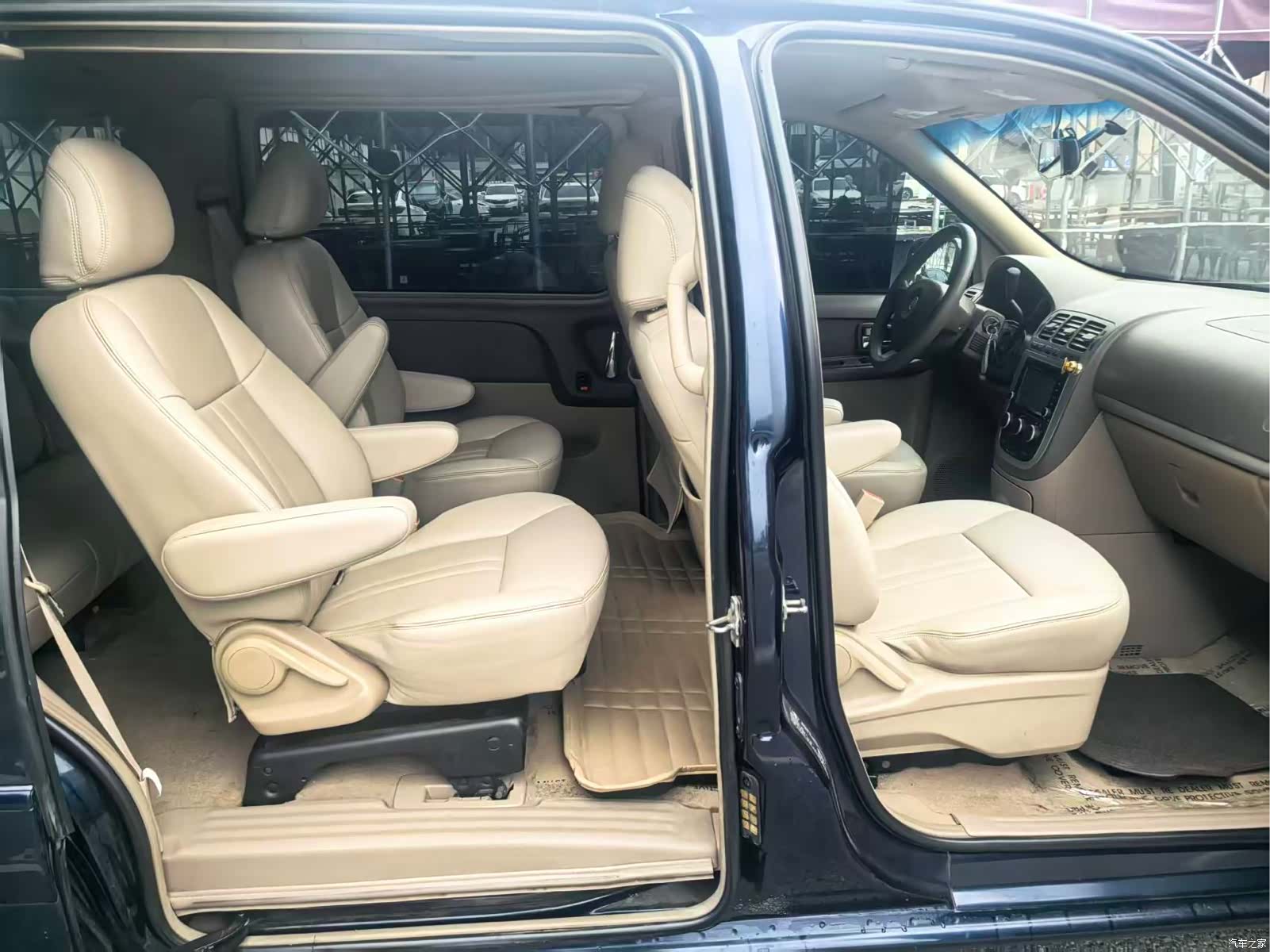 Buick GL8, 2013 16