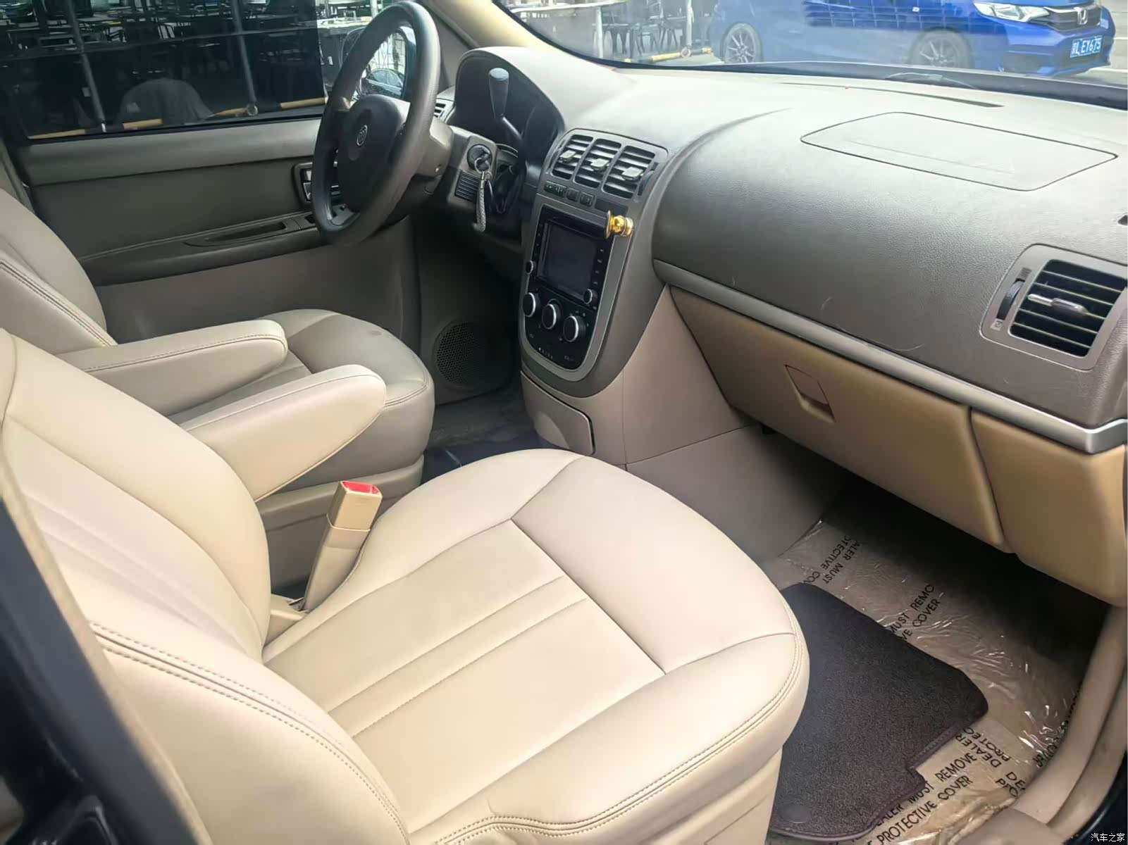 Buick GL8, 2013 11