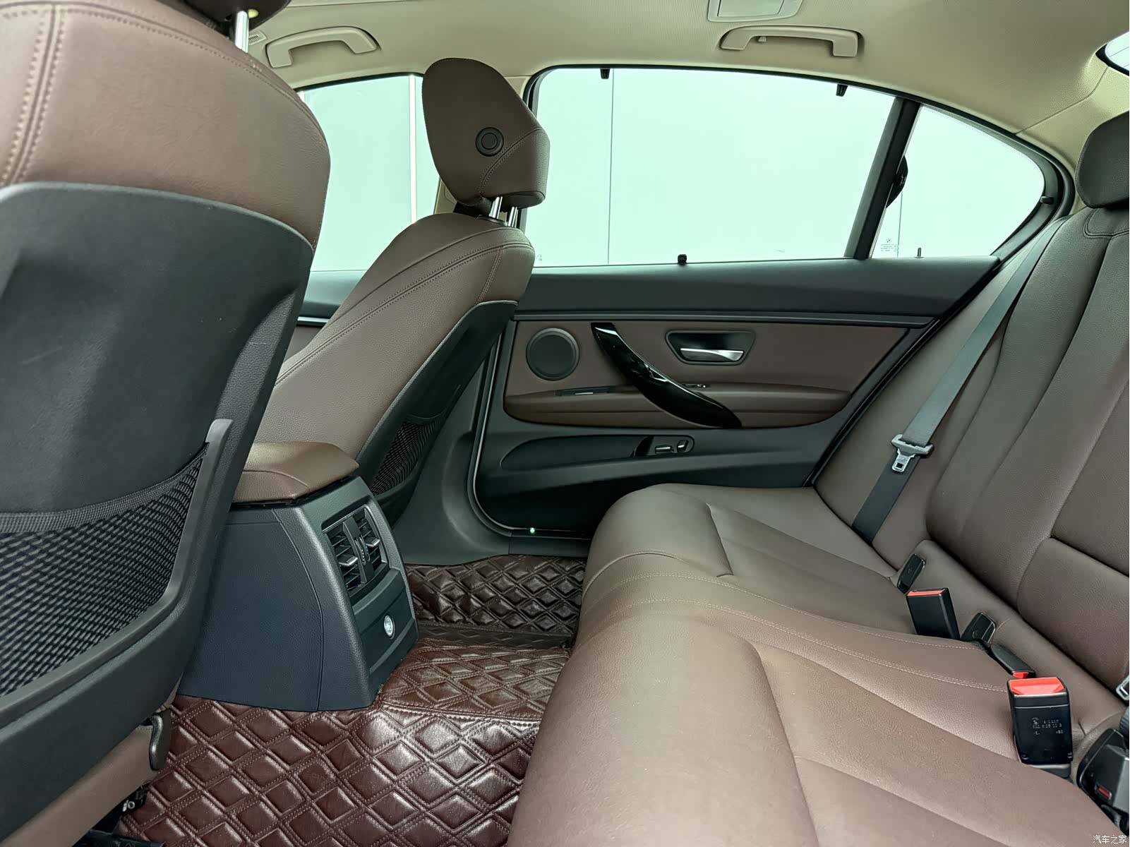 BMW 3 Series, 2018 10