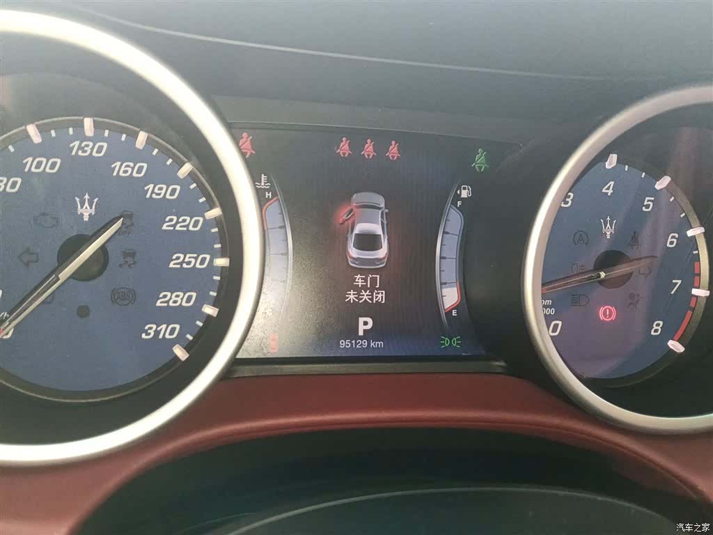 Maserati Ghibli, 2016 8
