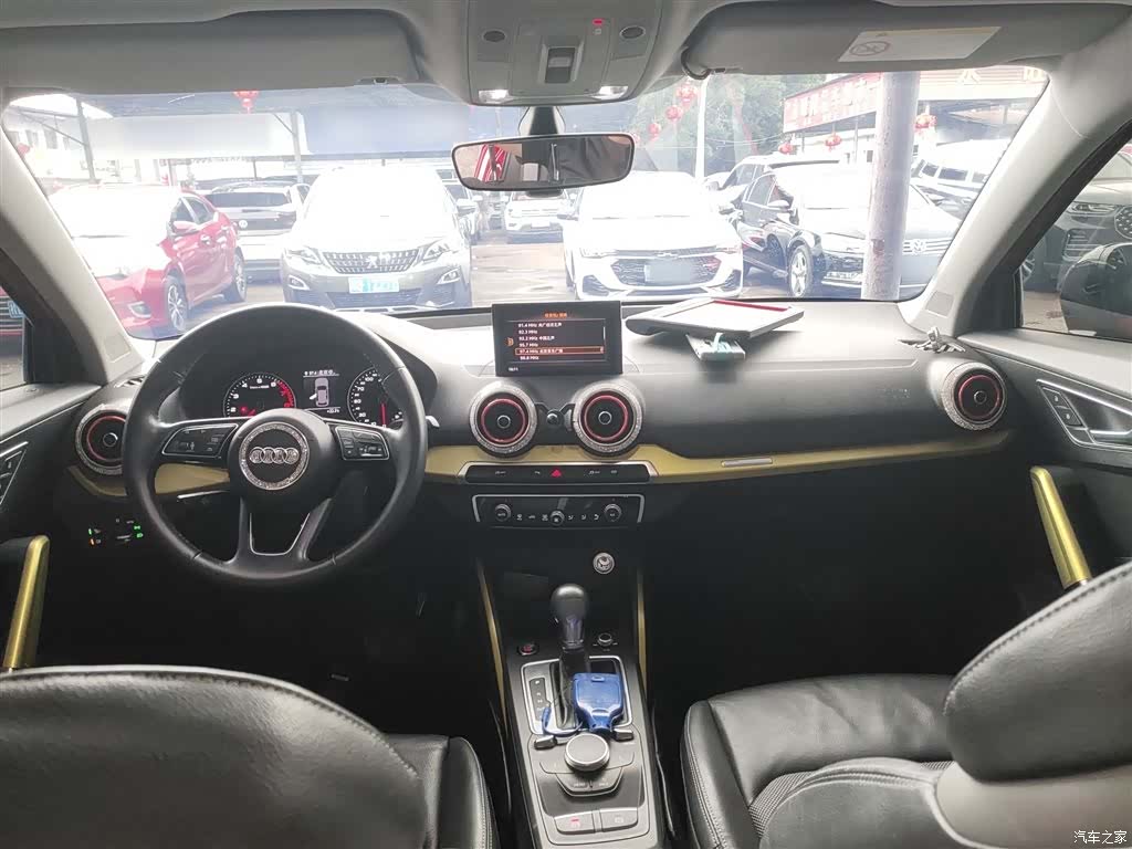 Audi Q2L, 2019 6