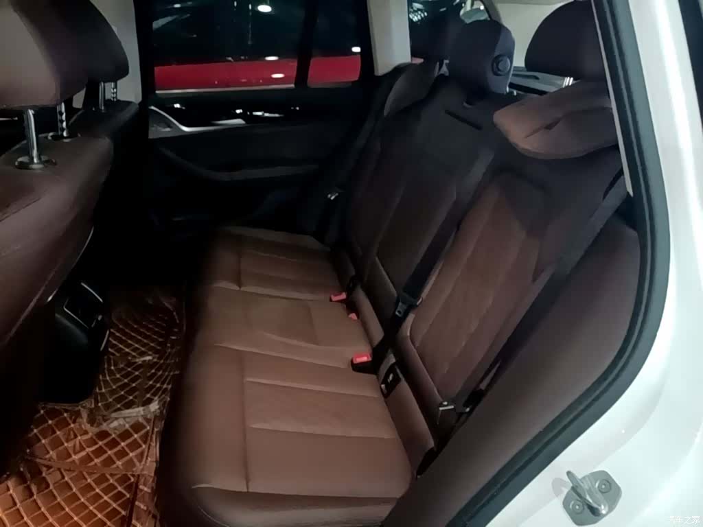 BMW iX3, 2023 17