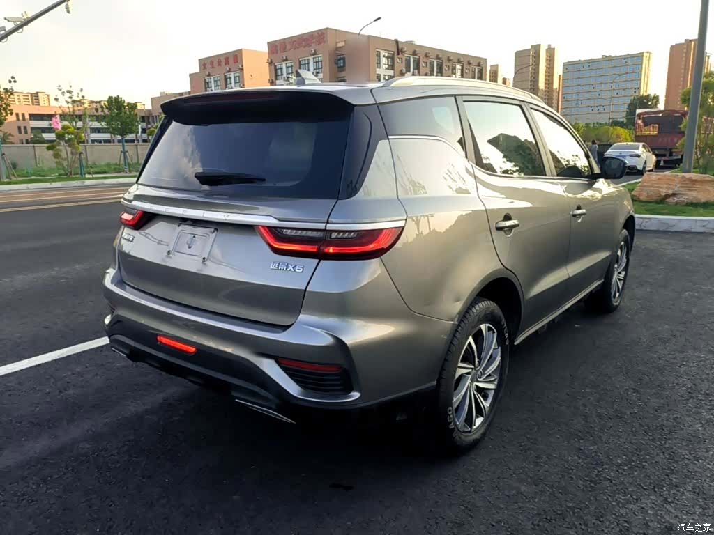 Geely X6, 2020 7