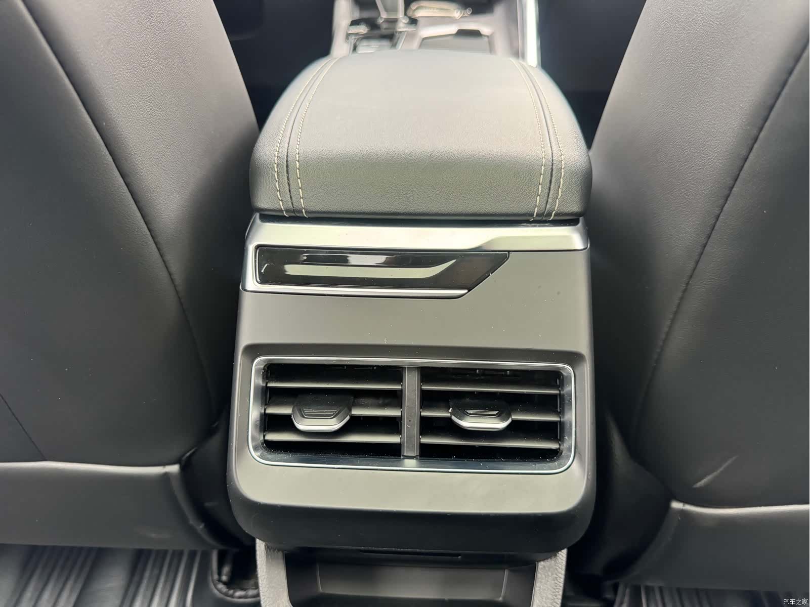 Geely Preface, 2022 13