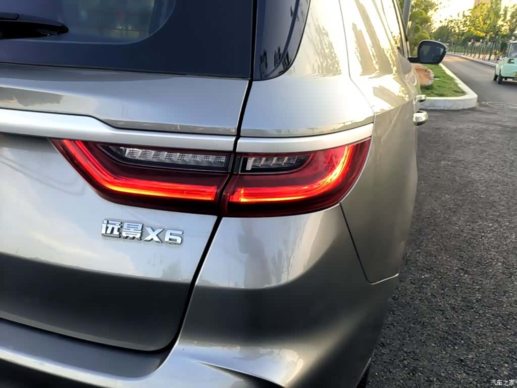 Geely X6, 2020 8