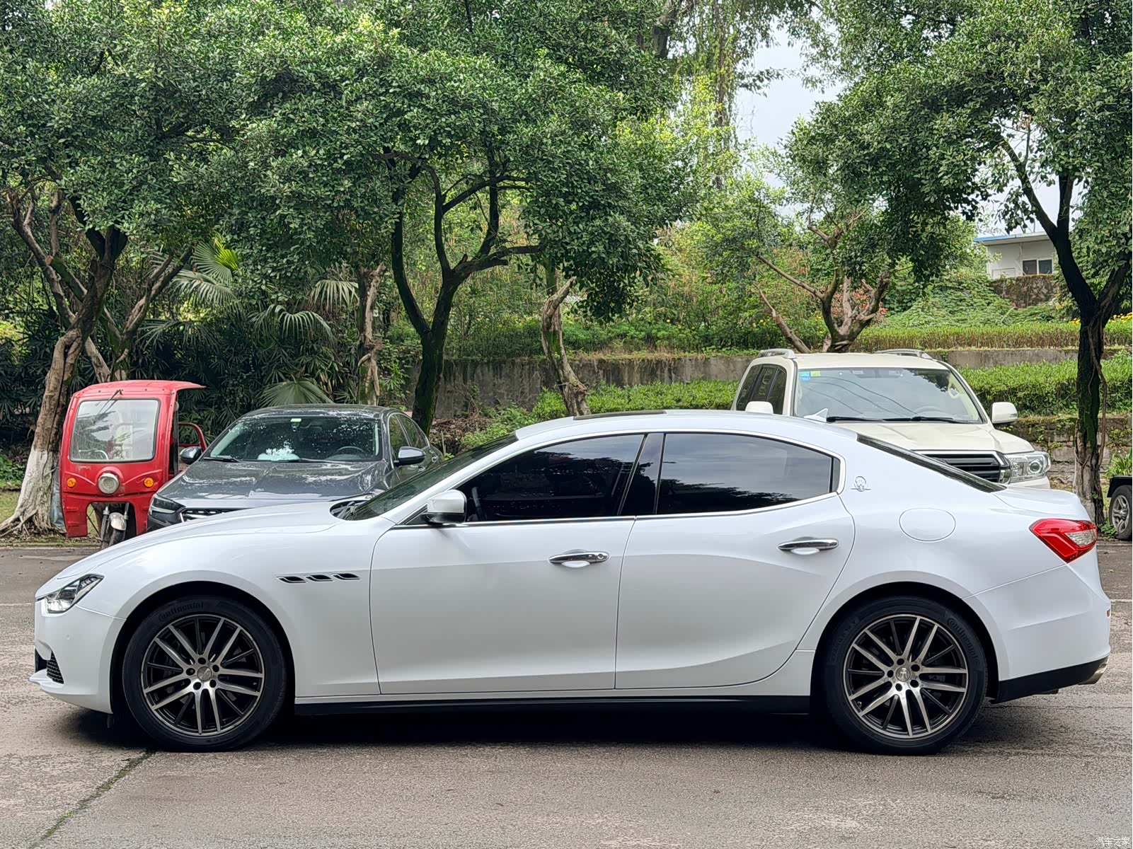 Maserati Ghibli, 2016 7