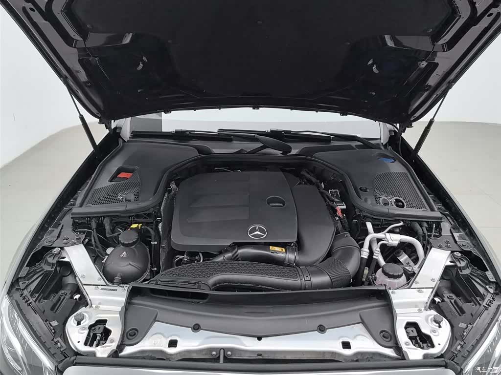 Mercedes-Benz E-Class, 2020 6