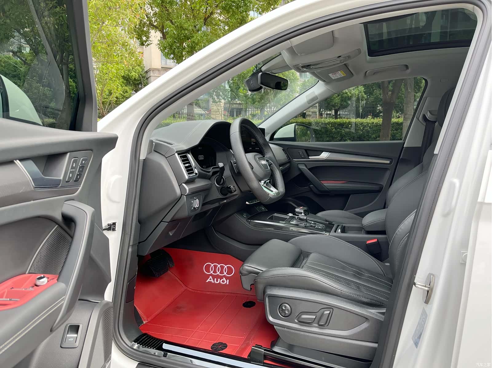 Audi Q5L, 2023 11