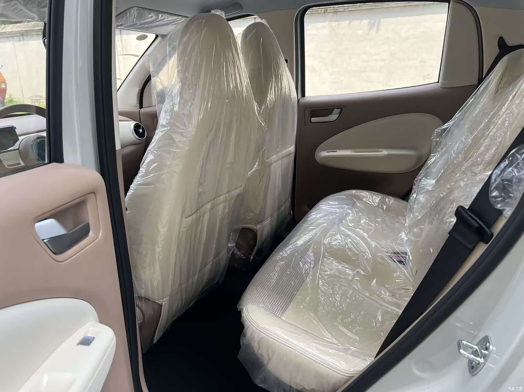 Wuling MINIEV, 2026 9
