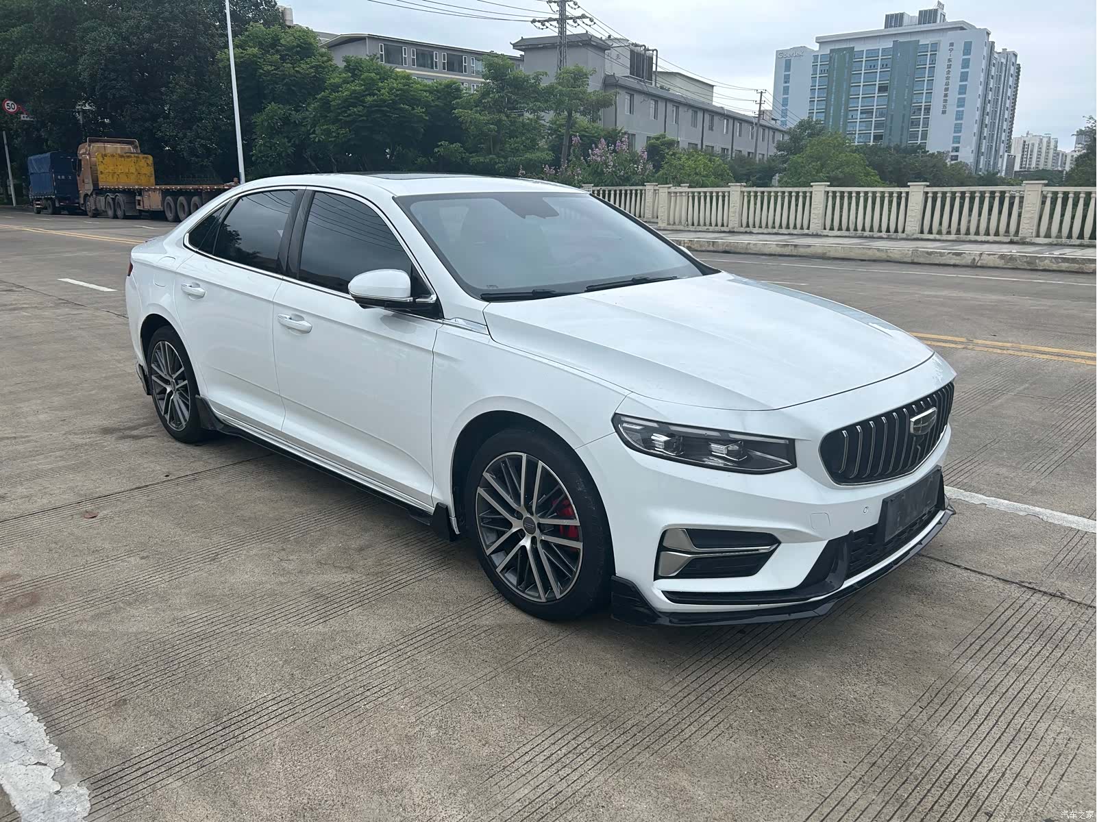 Geely Preface, 2024 1