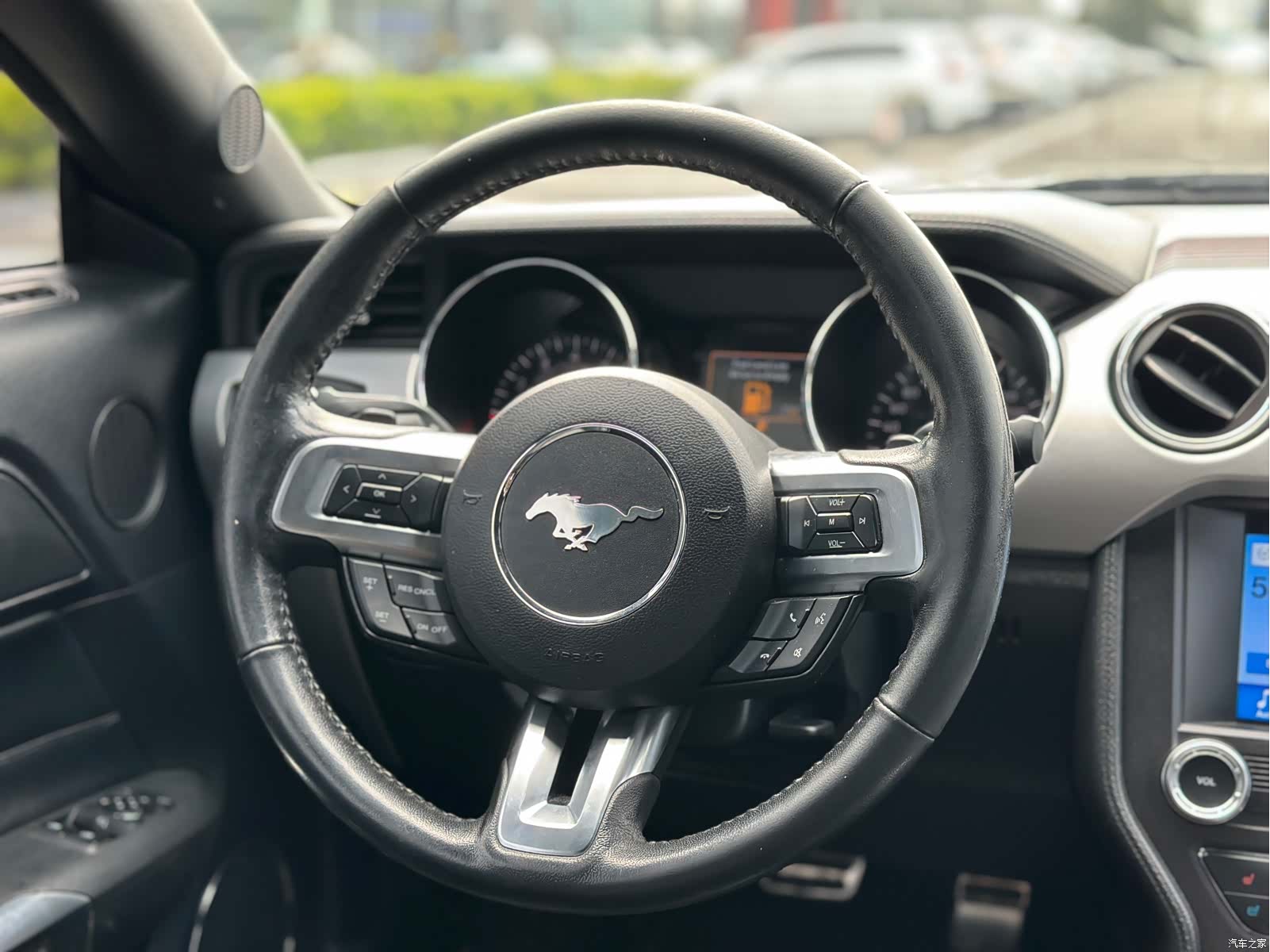 Ford Mustang, 2017 все фото