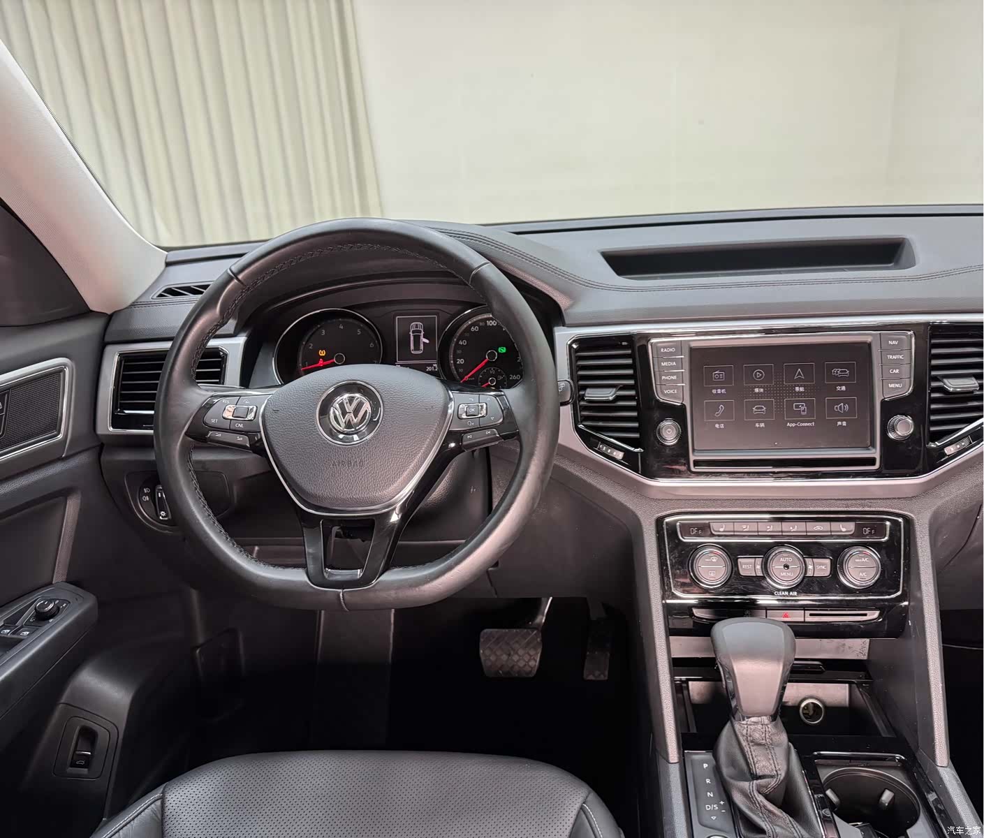 Volkswagen Teramont, 2018 21