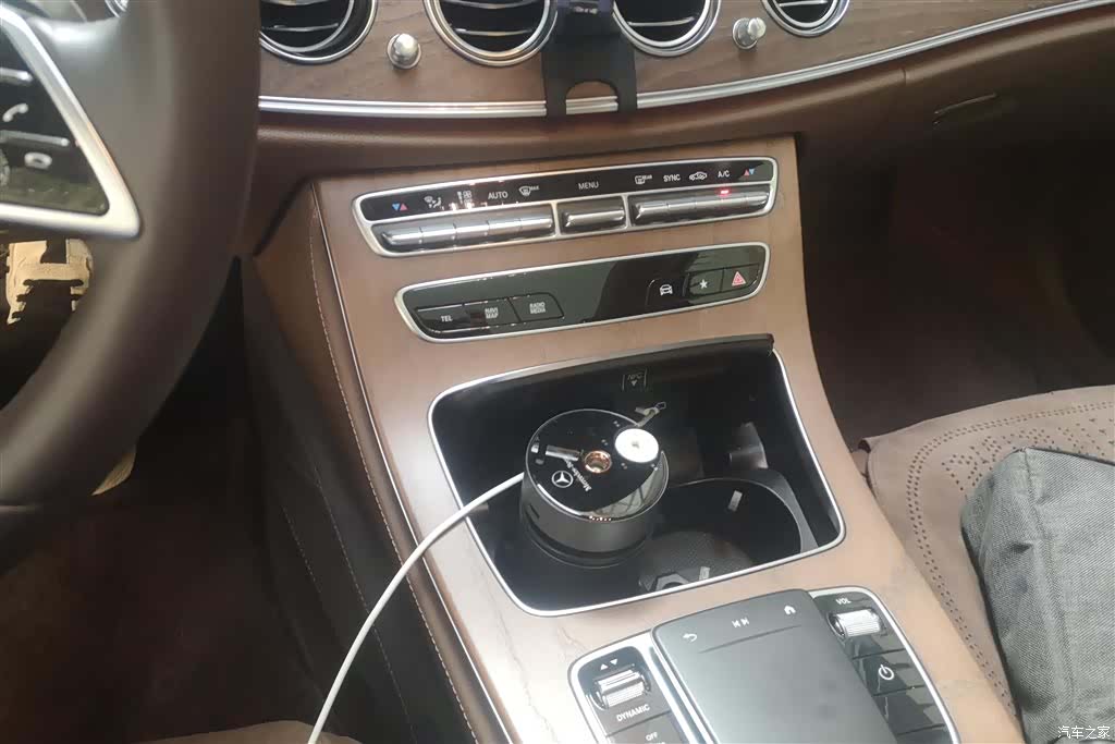 Mercedes-Benz E-Class, 2023 16