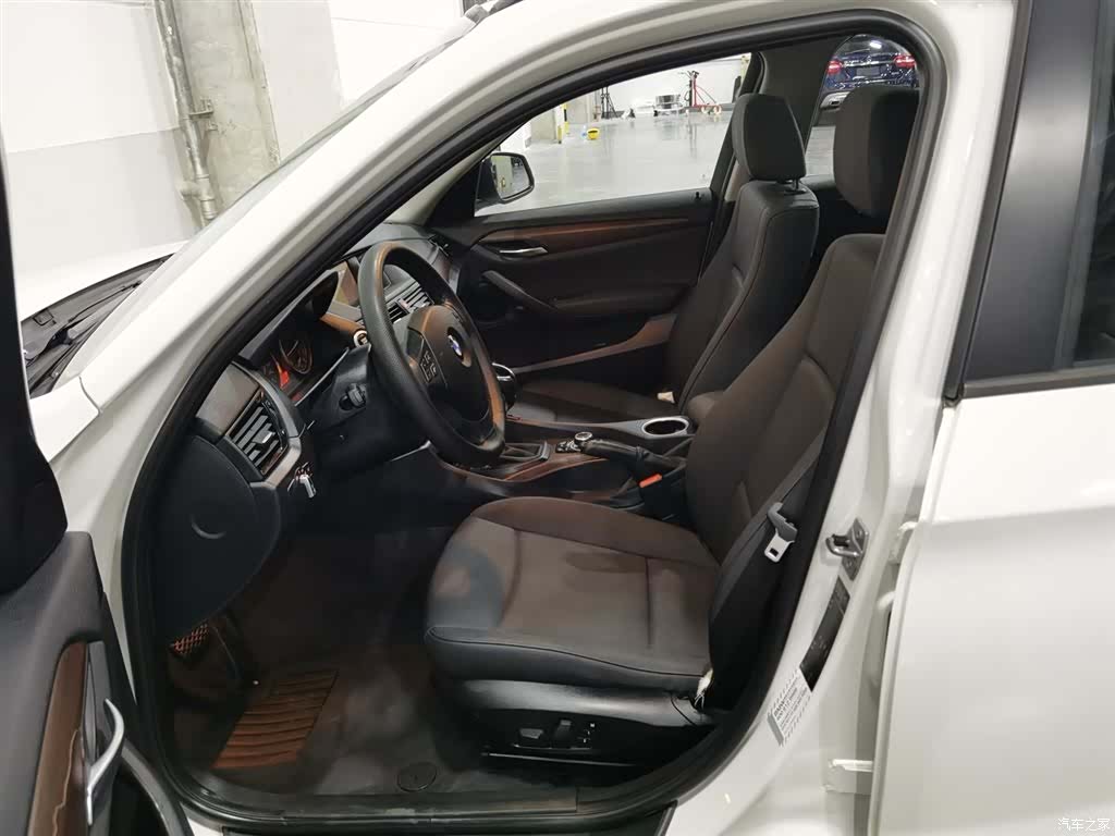 BMW X1, 2014 10